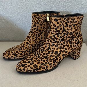 🍄 Via Spiga leopard fur booties Heels Size 8